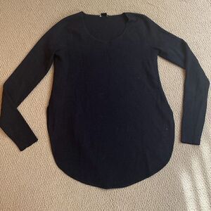 Theory silk and wool black sweater size small